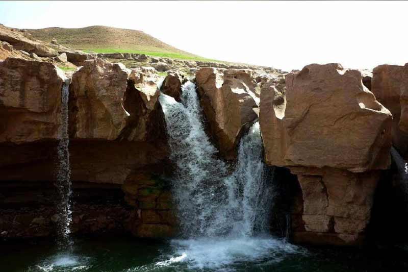 آبشار افرینه خرم آباد