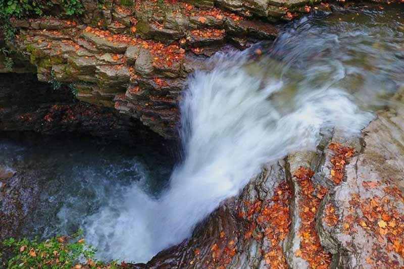 دسترسی به آبشار ویسادار