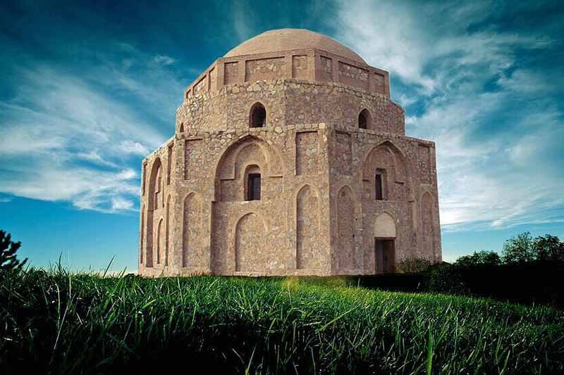 معماری گنبد جبلیه کرمان