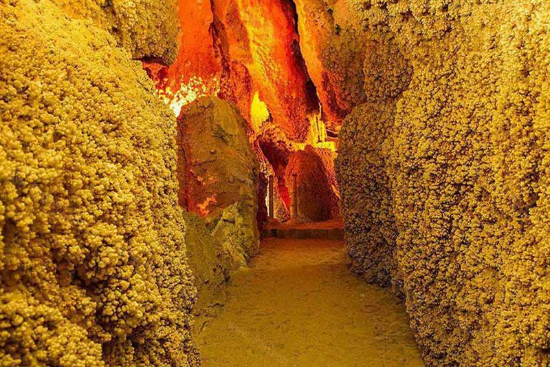 دسترسی به غار چال نخجیر اراک