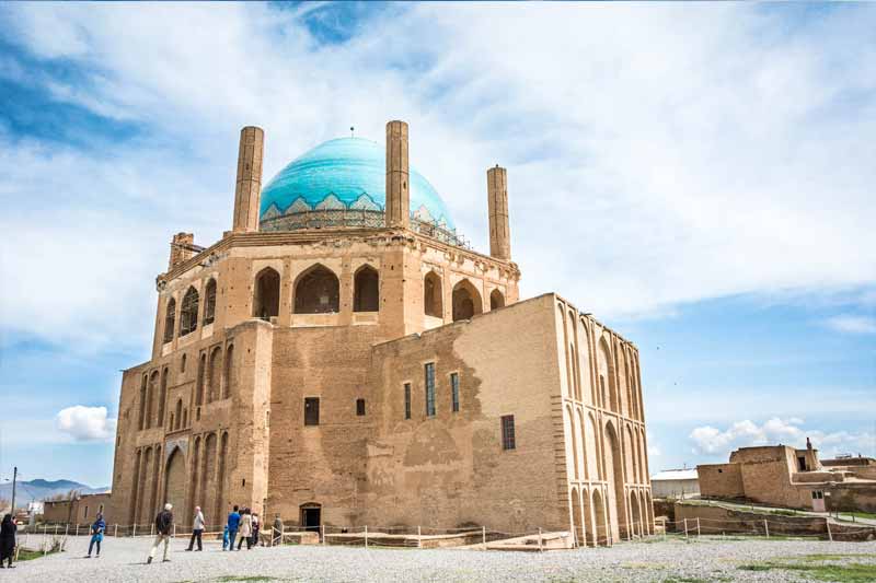 معماری گنبد سلطانیه زنجان